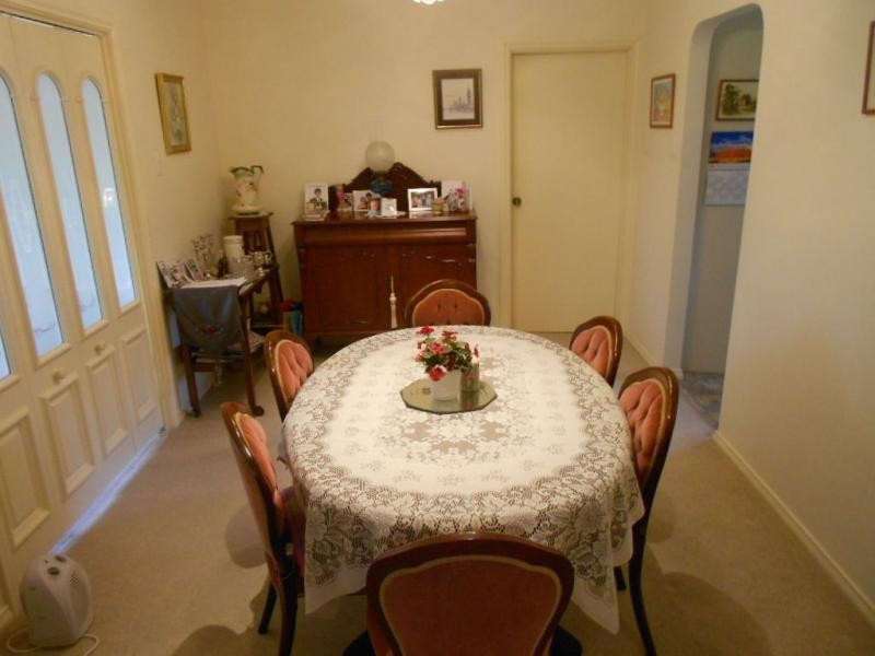 37 Clifton Road, Jamestown SA 5491