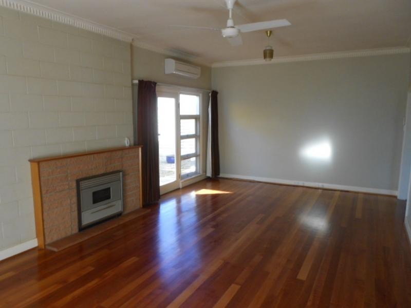 23 Cumnock Street, Jamestown SA 5491