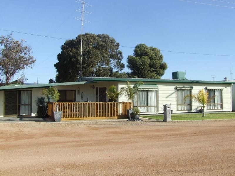 25 Trevally Road, Fisherman Bay SA 5522