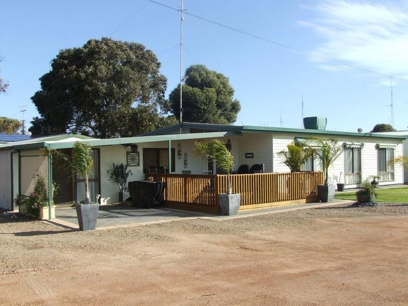 25 Trevally Road, Fisherman Bay SA 5522