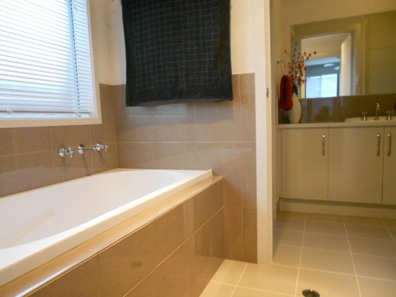 2 Boston Close, Jamestown SA 5491