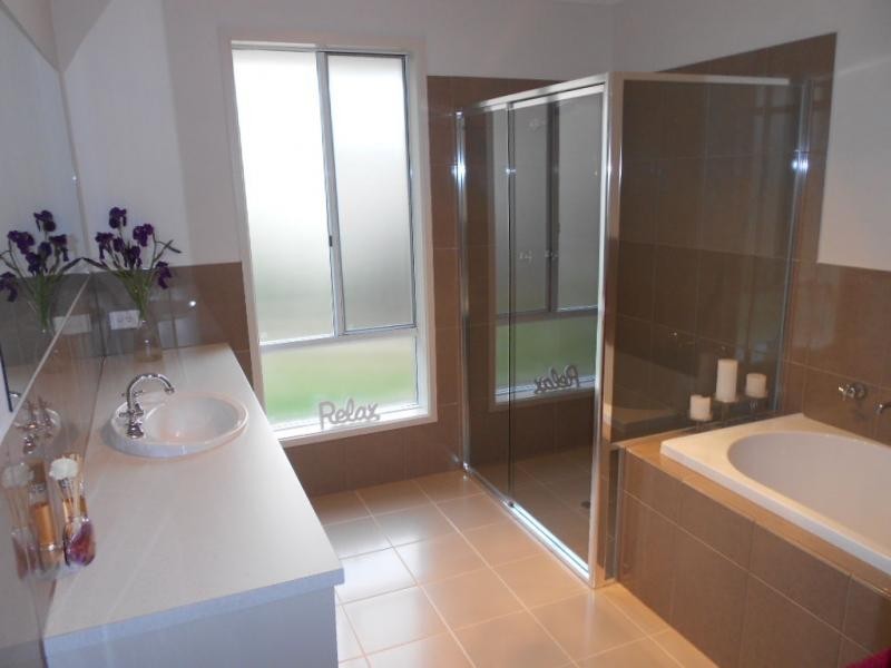 2 Boston Close, Jamestown SA 5491