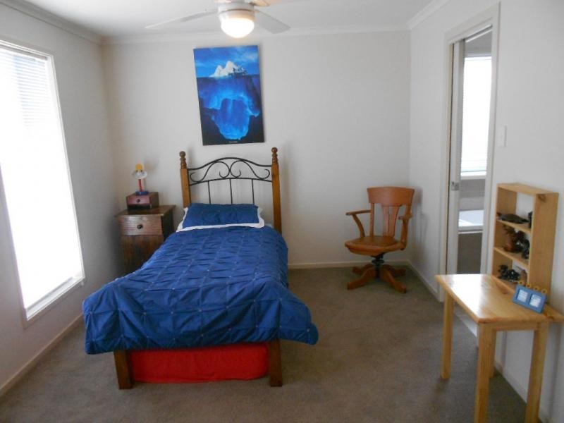 2 Boston Close, Jamestown SA 5491