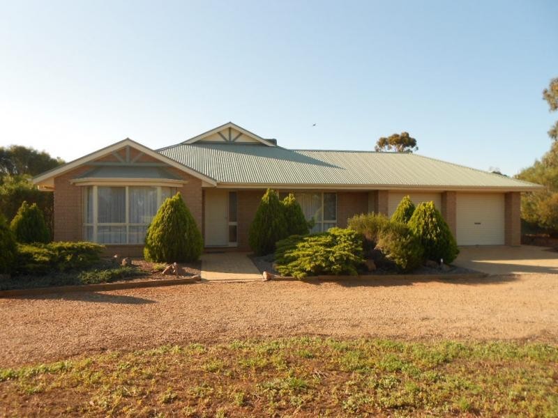 36 Bowman Street, Crystal Brook SA 5523