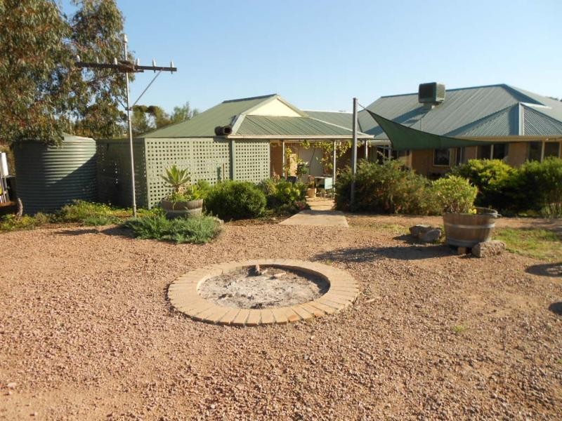 36 Bowman Street, Crystal Brook SA 5523