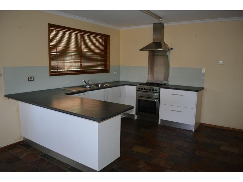 43 Arcoona Street, Roxby Downs SA 5725