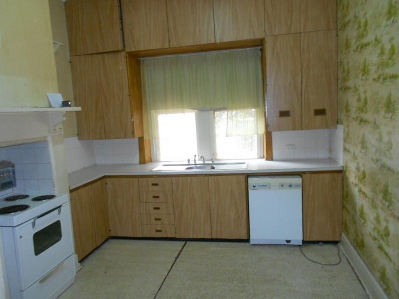 2 Bowman Street, Crystal Brook SA 5523