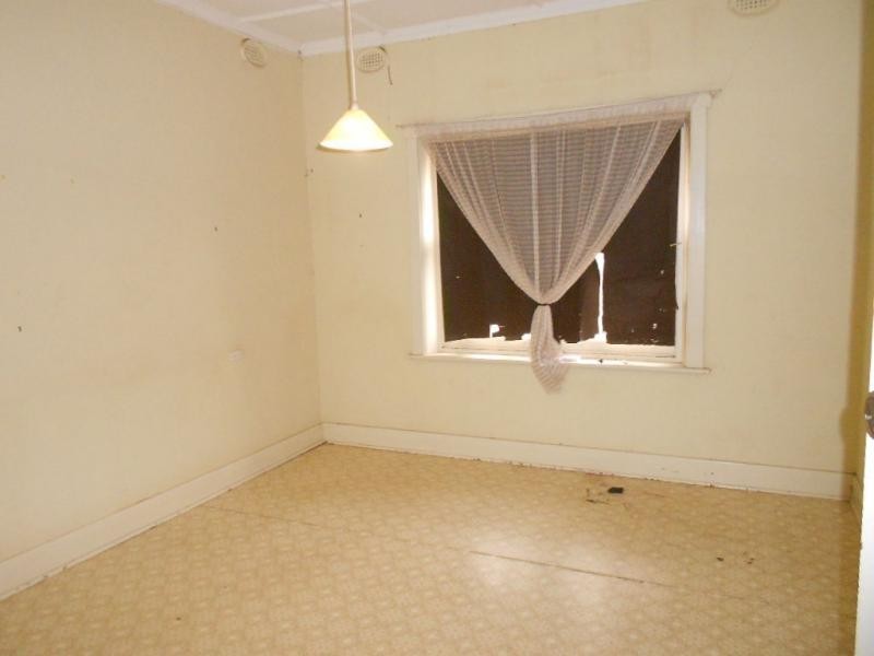 2 Bowman Street, Crystal Brook SA 5523