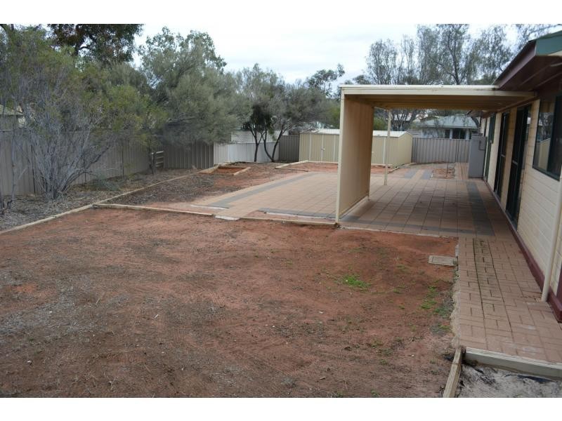 4 Emeroo Court, Roxby Downs SA 5725