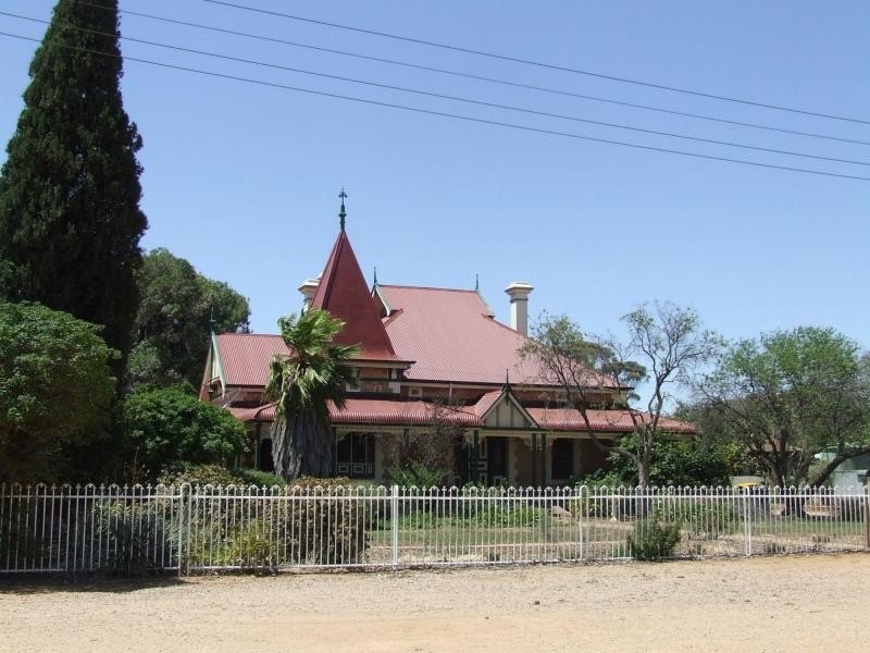 19 Eyre Road, Crystal Brook SA 5523