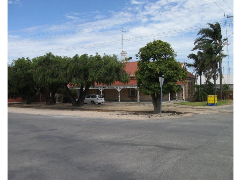 52 Elizabeth Street, Maitland SA 5573