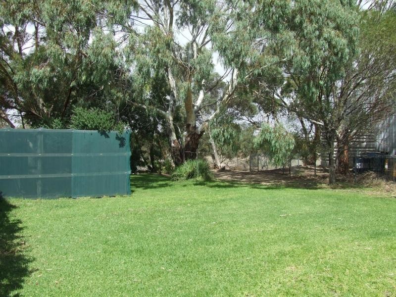 11 Bundock Parade, Laura SA 5480