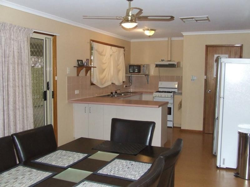 7 Hamilton Court, Roxby Downs SA 5725