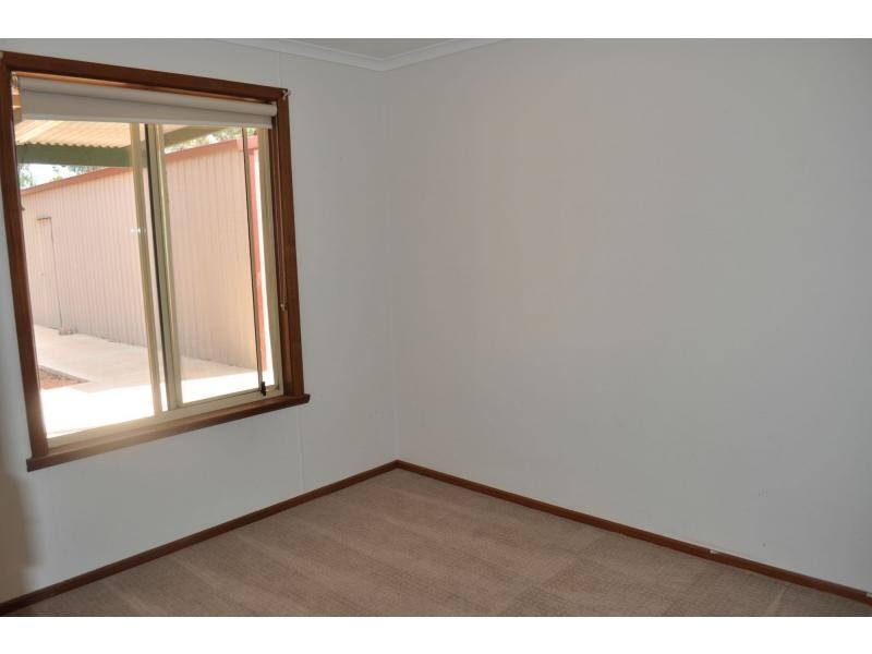 86 Axehead Road, Roxby Downs SA 5725