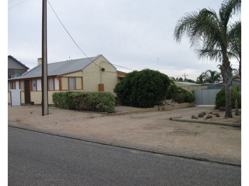 18 Wells Terrace, Price SA 5570