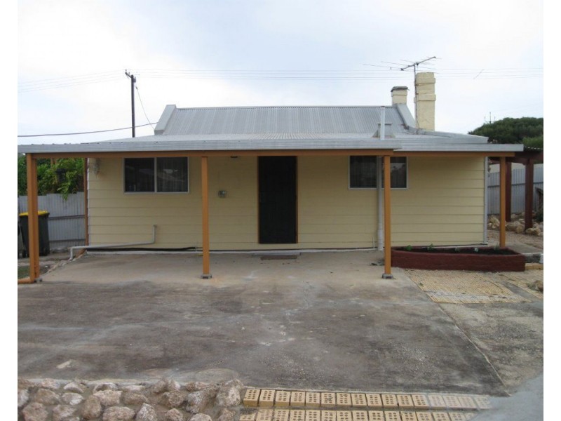 18 Wells Terrace, Price SA 5570