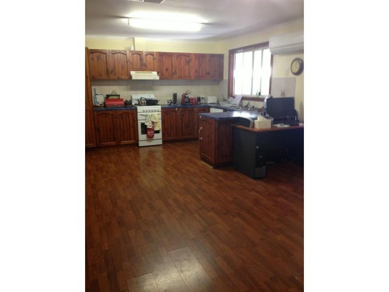 30 Bopeechee Street, Roxby Downs SA 5725