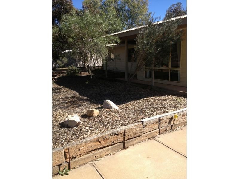 101 Stuart Road, Roxby Downs SA 5725