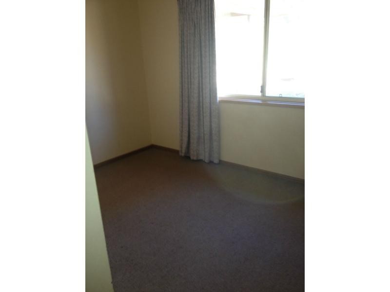 101 Stuart Road, Roxby Downs SA 5725