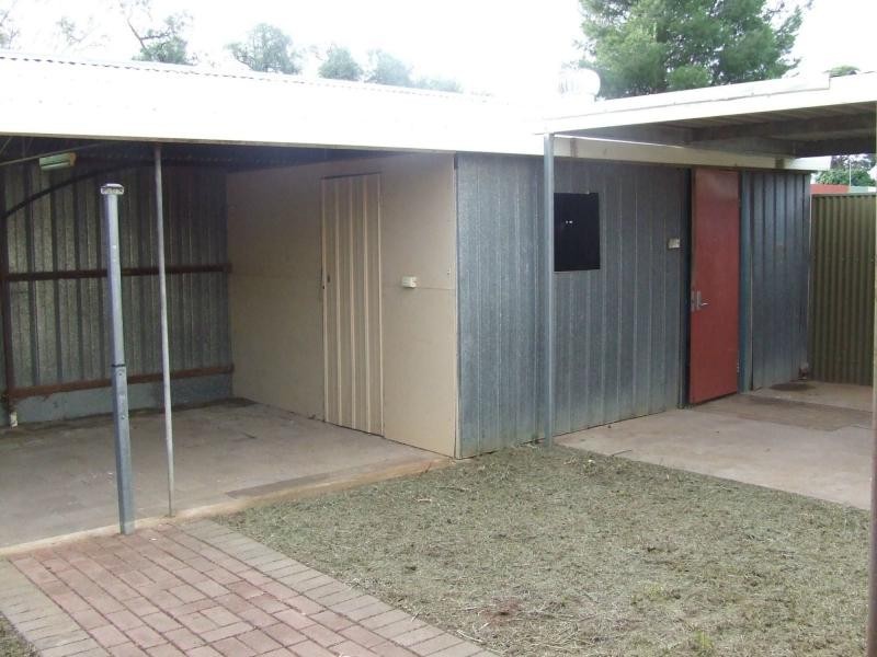 2 Symonds Street, Crystal Brook SA 5523