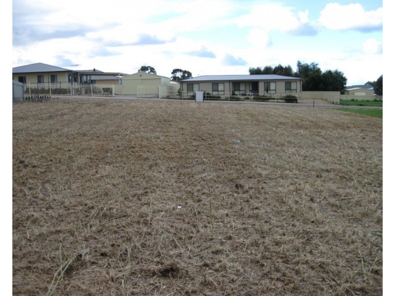 9 Elias Street, Maitland SA 5573