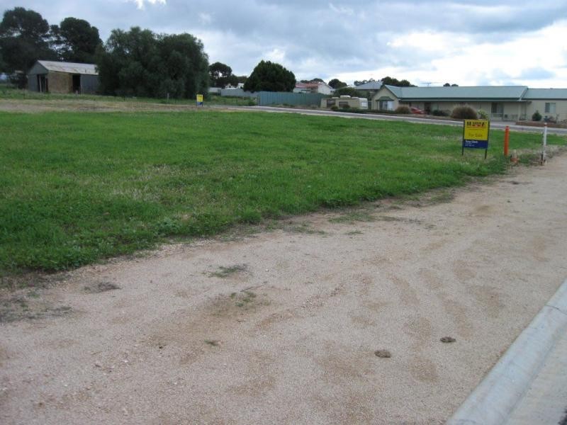 4 St Ledger Avenue, Maitland SA 5573