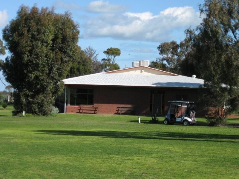 4 St Ledger Avenue, Maitland SA 5573