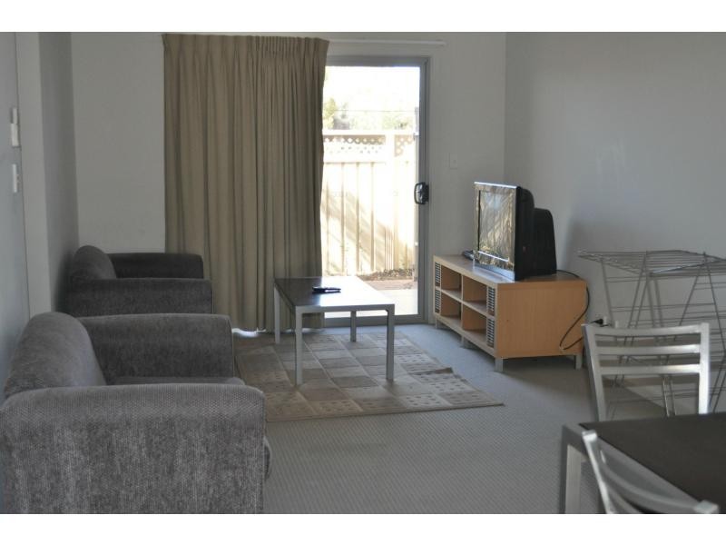 19 45-47 Stuart Road, Roxby Downs SA 5725