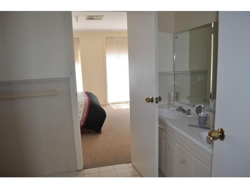18 a Myall Street, Roxby Downs SA 5725