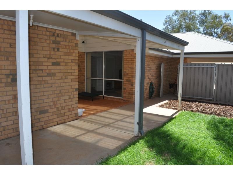 18 a Myall Street, Roxby Downs SA 5725