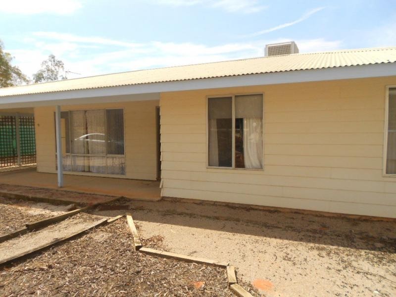 15 Mirra Street, Roxby Downs SA 5725