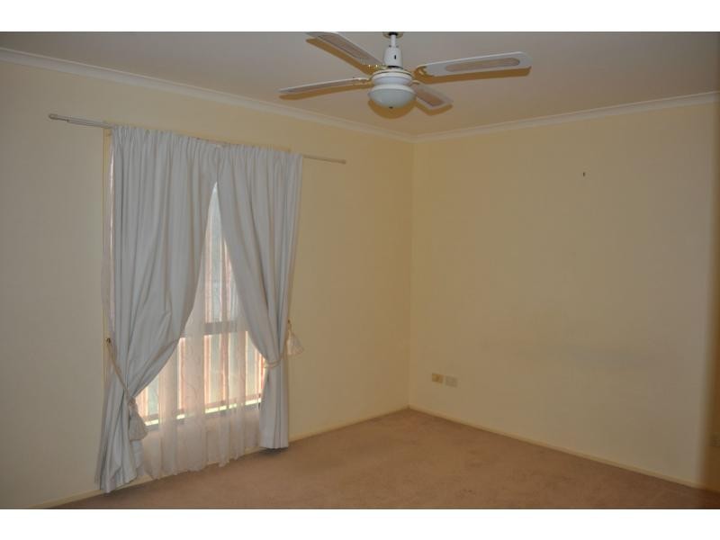 10/30 Burgoyne Street, The Dunes Estate, Roxby Downs SA 5725