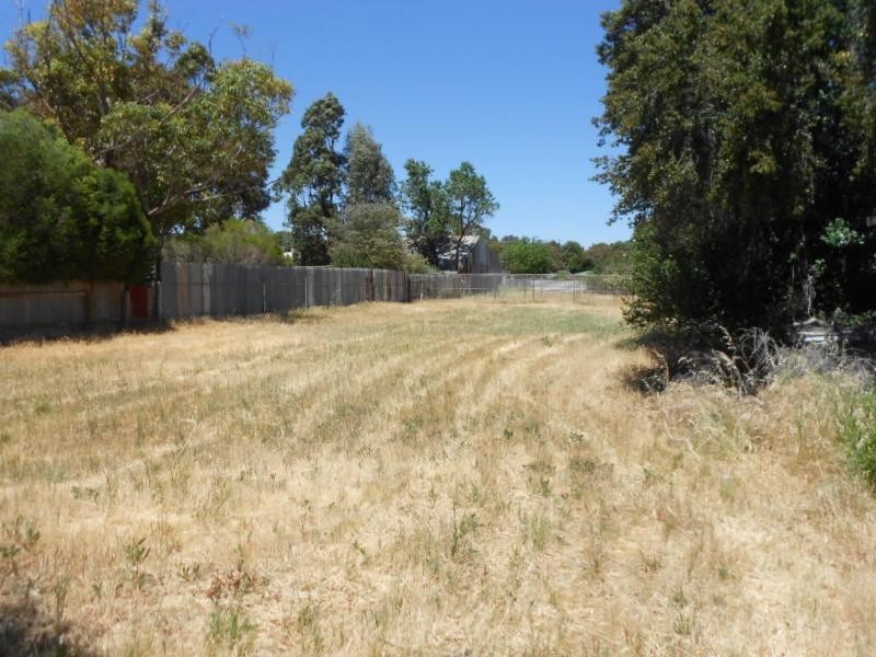 2 Collins Street, Jamestown SA 5491