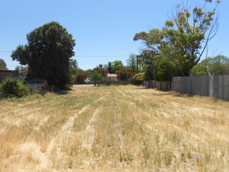 2 Collins Street, Jamestown SA 5491
