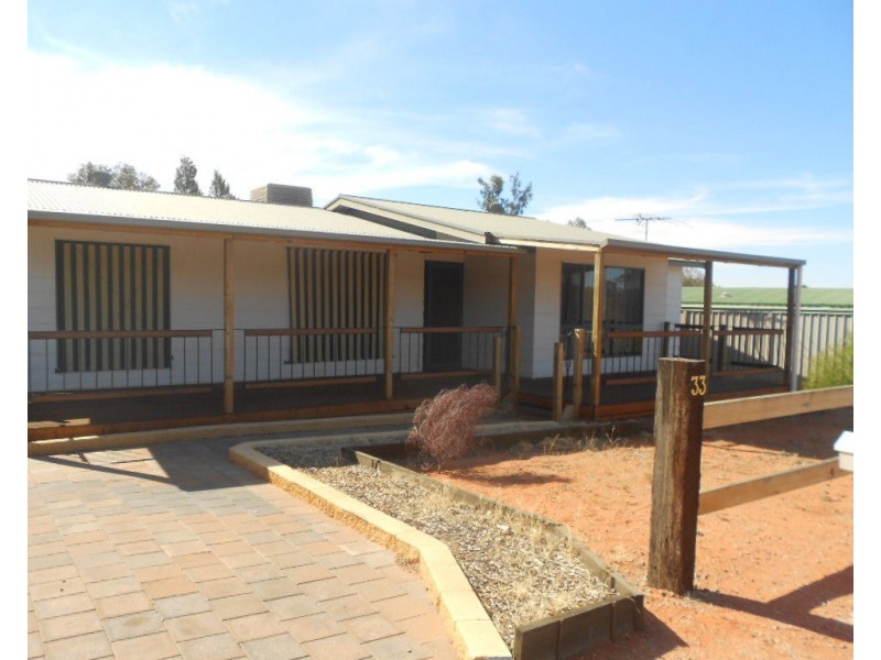 33 Finniss Street, Roxby Downs SA 5725