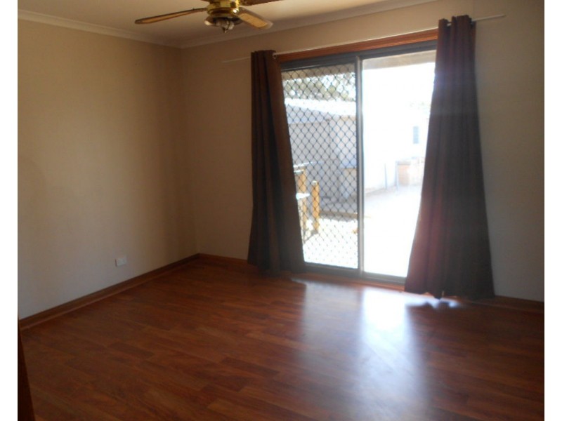 33 Finniss Street, Roxby Downs SA 5725