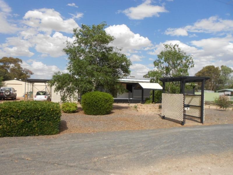 56 West Terrace, Laura SA 5480