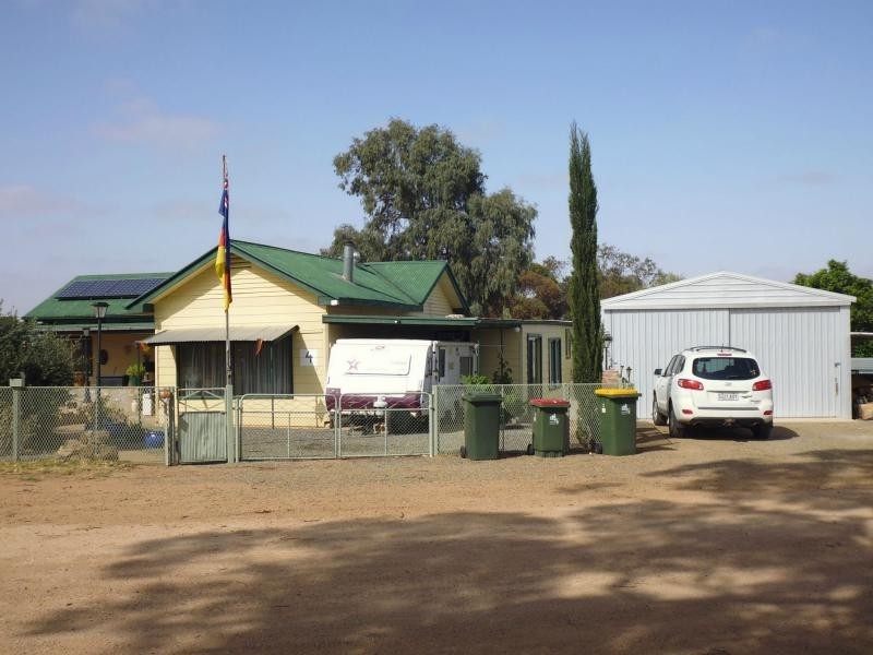4 Busbridge Road, Crystal Brook SA 5523