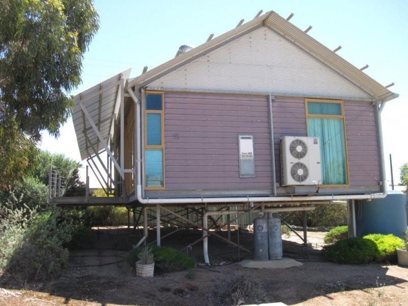 16 Wells Terrace, Price SA 5570