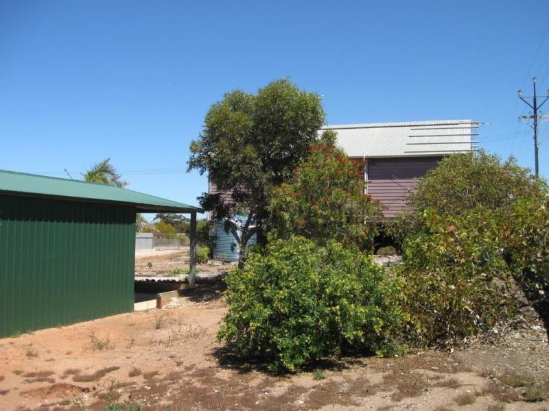 16 Wells Terrace, Price SA 5570