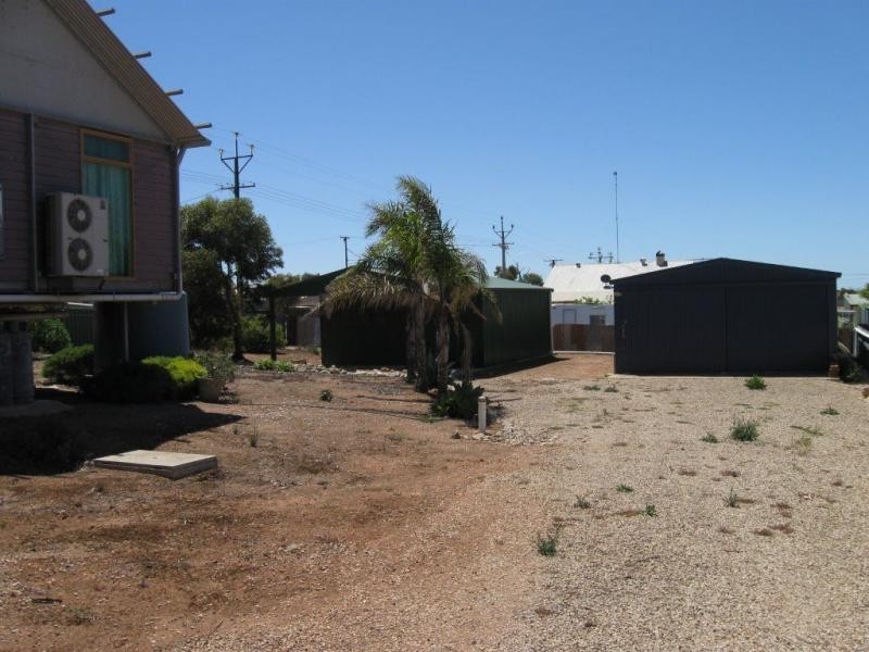 16 Wells Terrace, Price SA 5570