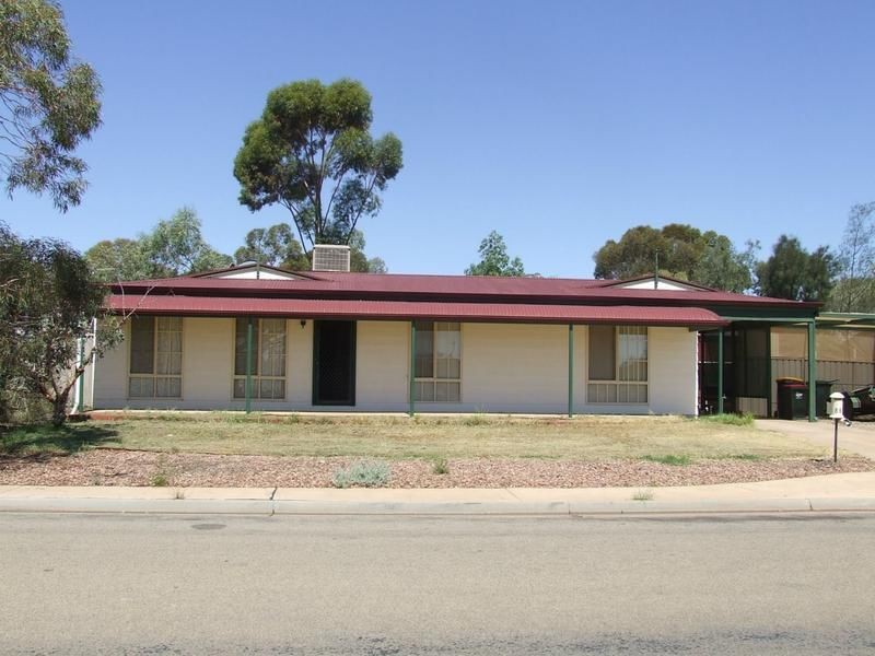 86 Axehead Road, Roxby Downs SA 5725