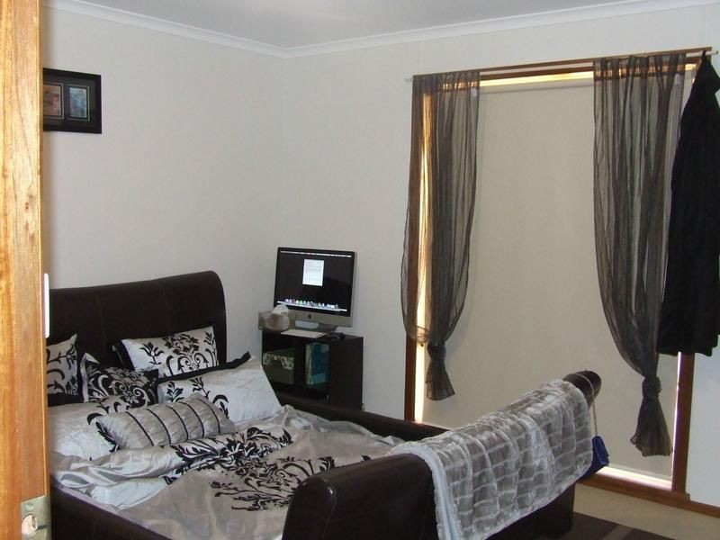 86 Axehead Road, Roxby Downs SA 5725