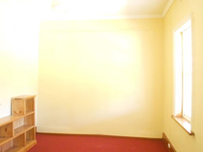 12 Cambridge Street, Jamestown SA 5491