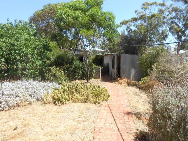 12 Cambridge Street, Jamestown SA 5491
