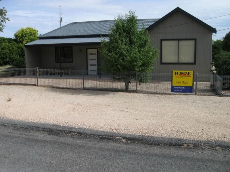 28-30 Samuel Street, Maitland SA 5573
