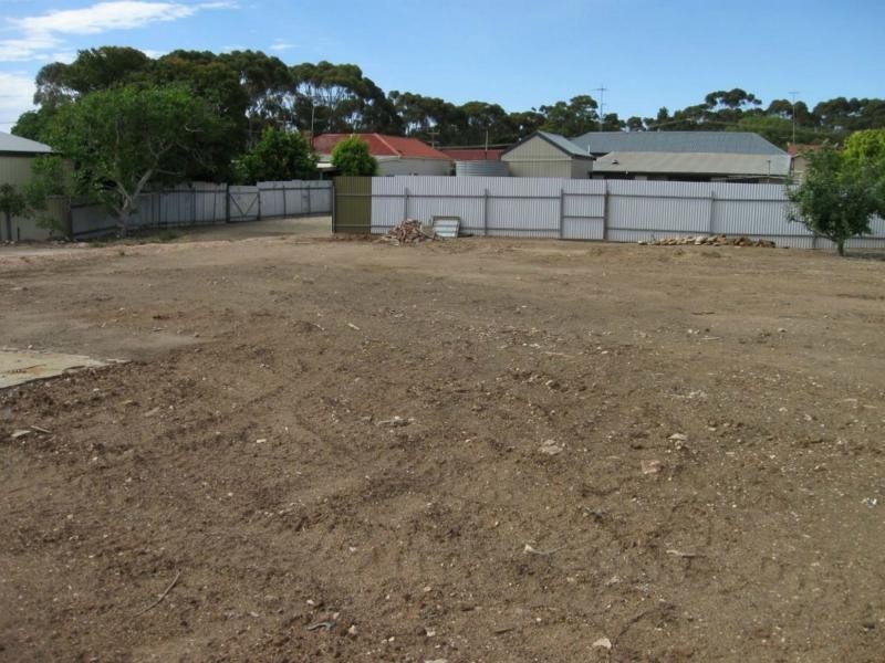 28-30 Samuel Street, Maitland SA 5573