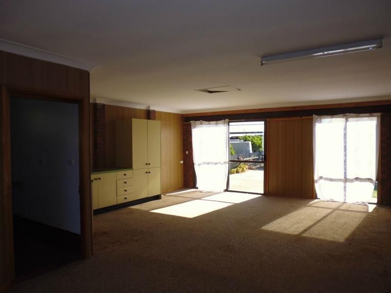 4 Casey Road, Port Broughton SA 5522