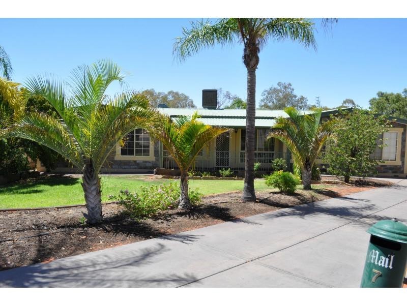 7 Emeroo Street, Roxby Downs SA 5725