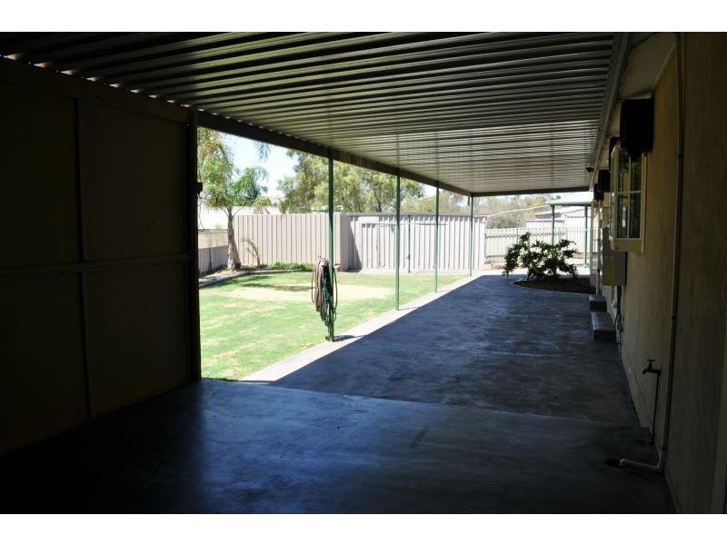 7 Emeroo Street, Roxby Downs SA 5725